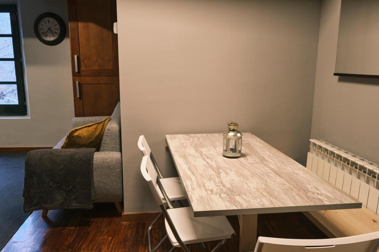 Magnolia Can Mateu, Bonito Apartamento Centrico Con Parking Camprodon Bagian luar foto