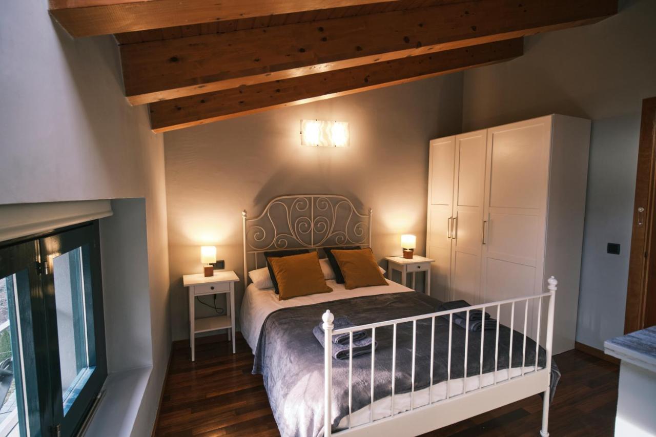 Magnolia Can Mateu, Bonito Apartamento Centrico Con Parking Camprodon Bagian luar foto